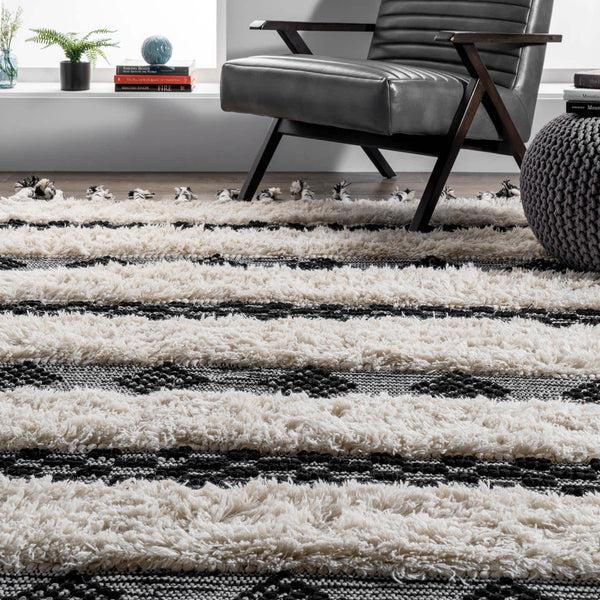 Nuloom Handmade Striped Delia Shag Area Rug Ivory