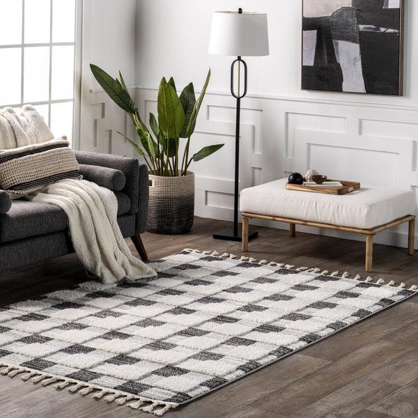 Nuloom Kellina Plaid High/Low Tassel Area Rug Gray