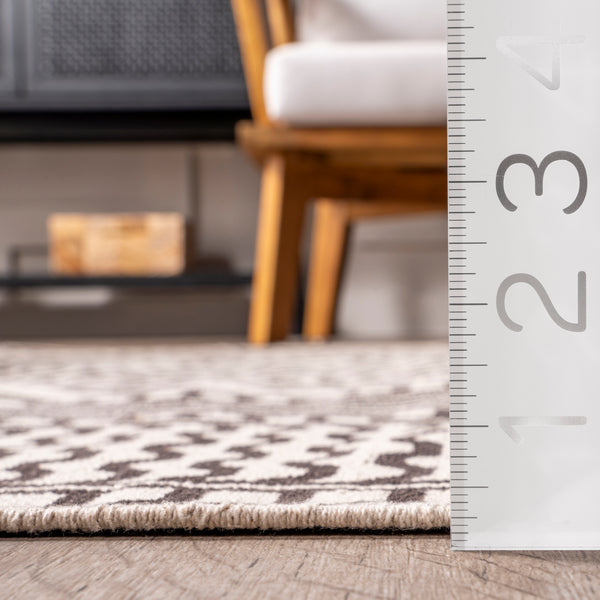 Nuloom Lydie Bohemian Banded Cotton Area Rug Brown