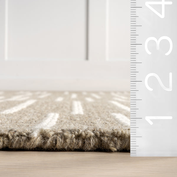 Nuloom Tanaia Contemporary Striped Area Rug Taupe