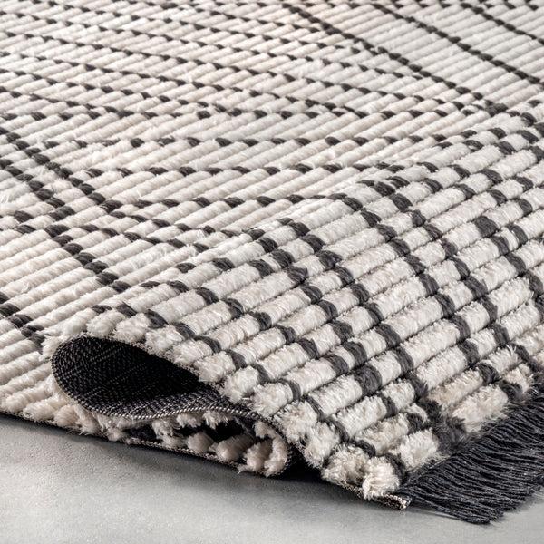 Nuloom Tatiana Double Diamond Area Rug Beige