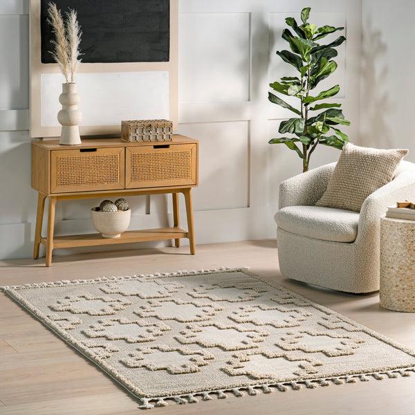Nuloom Polina Geometric High-Low Tasseled Area Rug Beige