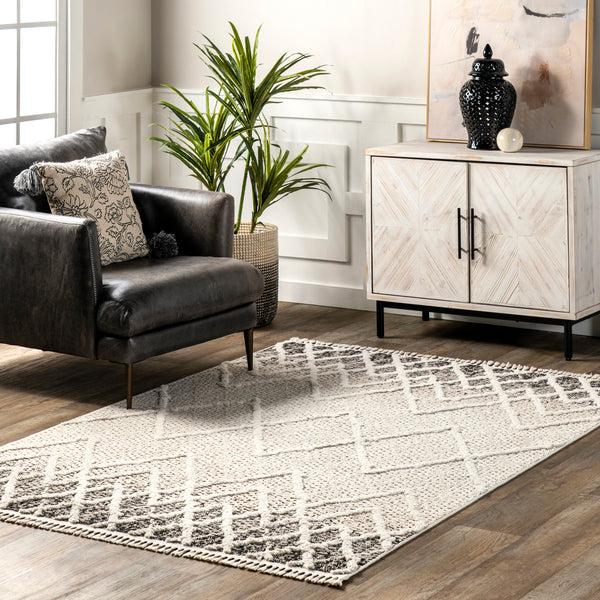 Nuloom Poppy Moroccan Ombre High/Low Tasseled Area Rug Beige