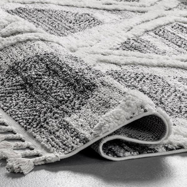 Nuloom Prissy Abstract Trellis Textured Shaggy Tassel Area Rug Gray