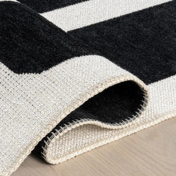 Nuloom Rashana SuperioWash Geometric Reversible Machine Washable Area Rug Black/Cream