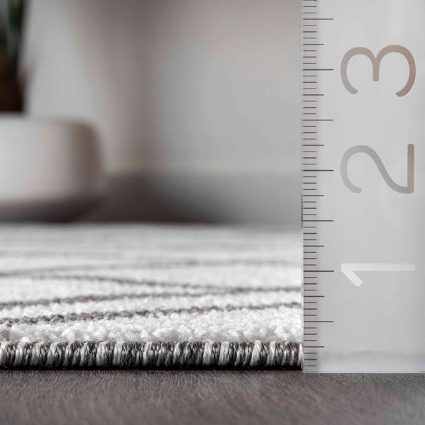 Nuloom Remi Diamond Lattice Area Rug Black And White