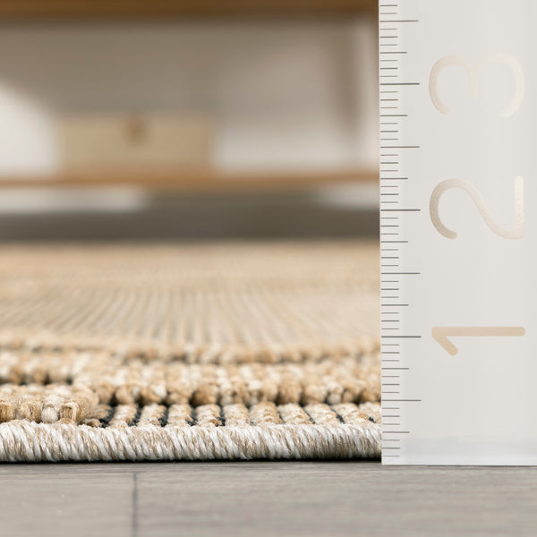 Nuloom Rhode Raised Lattice Indoor/Outdoor Area Rug Beige