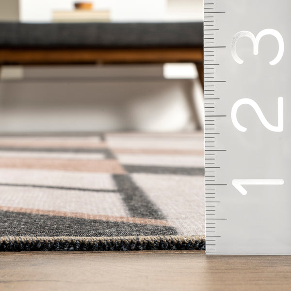 Nuloom Rita Chevron Machine Washable Area Rug Beige