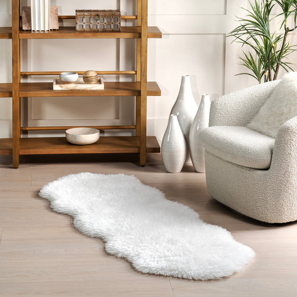 Nuloom Salome Plush Faux Sheepskin Machine Washable Area Rug Ivory