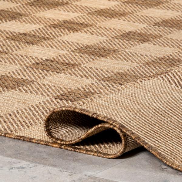 Nuloom Sandee Casual Plaid Indoor/Outdoor Area Rug Beige