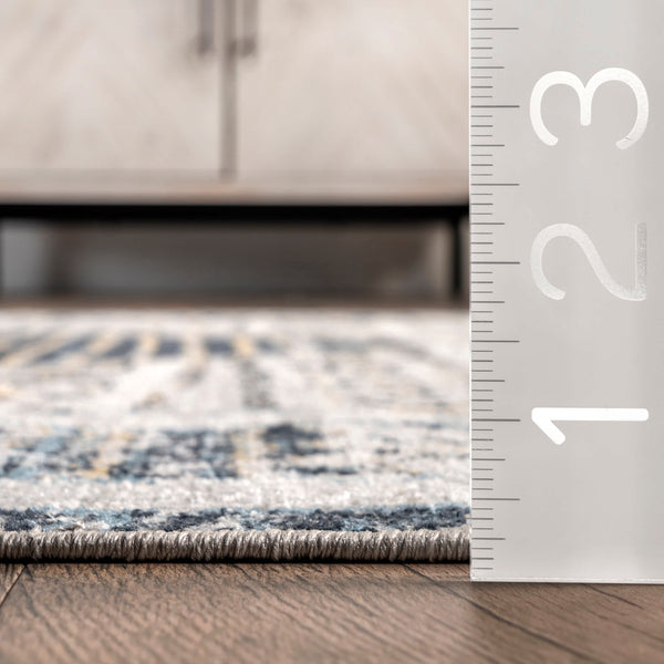Nuloom Sarai Machine Washable Distressed Diamond Area Rug Light Grey