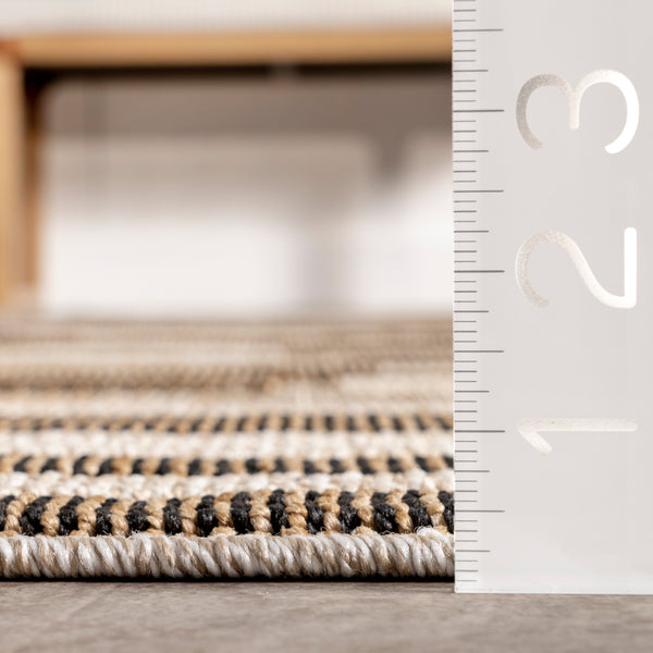 Nuloom Shana Neutral Striped Indoor/Outdoor Area Rug Beige