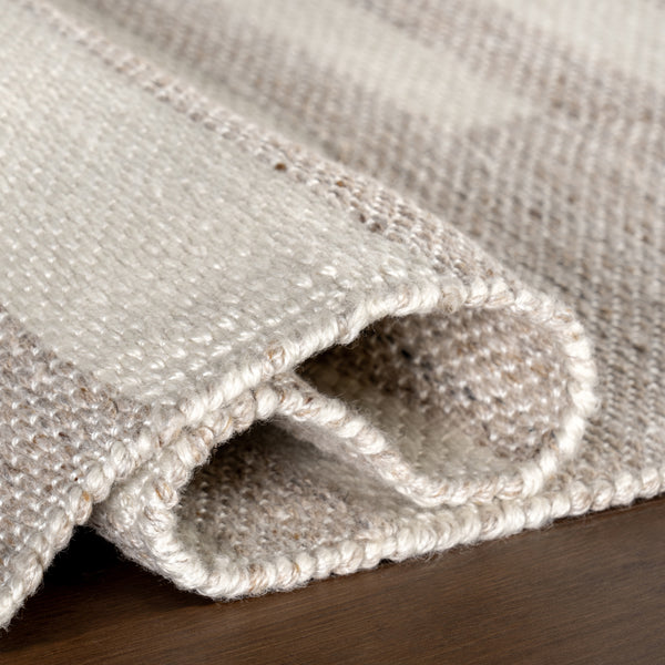 Nuloom Skylah Striped Indoor/Outdoor Area Rug Beige