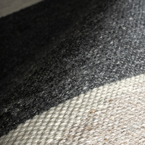Nuloom Solay Geometric Indoor/Outdoor Area Rug Beige