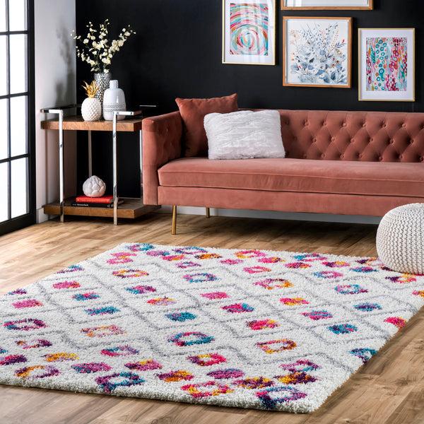 Nuloom Tatyana Moroccan Diamond Trellis Shaggy Pink