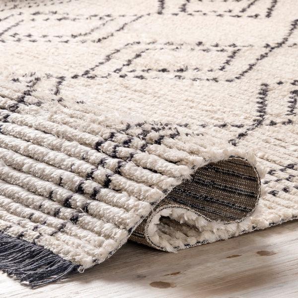 Nuloom Tayah Soft Shag Moroccan Diamond Fringe Area Rug Beige
